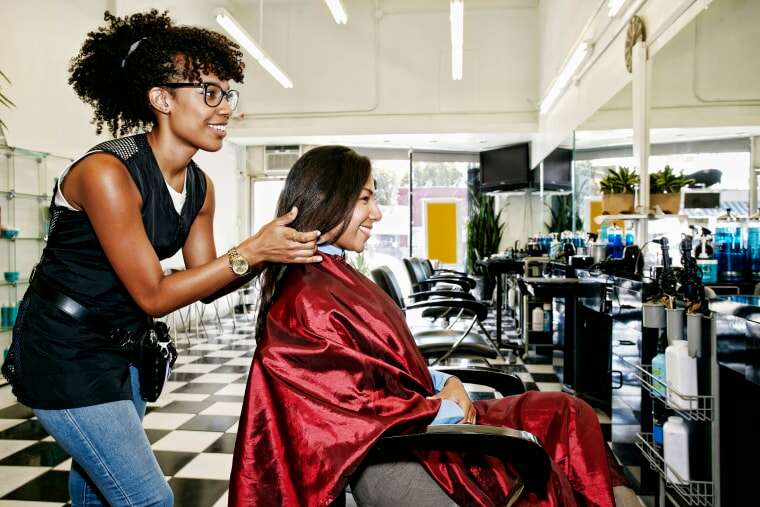 How to Work in Canada As a Hair Stylist